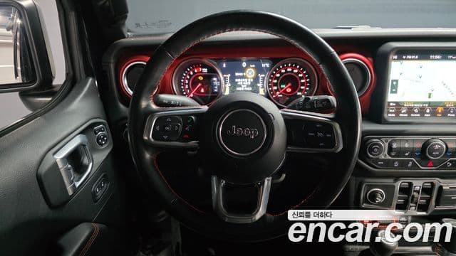 Jeep Wrangler 2020 — Şəkil 13/20