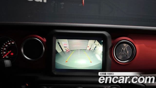 Jeep Wrangler 2020 — Şəkil 14/20