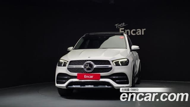 Mercedes-Benz GLE-Class 2021 — ფოტო 3/20