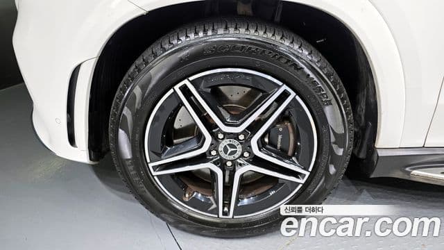 Mercedes-Benz GLE-Class 2021 — ფოტო 5/20