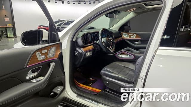 Mercedes-Benz GLE-Class 2021 — ფოტო 10/20