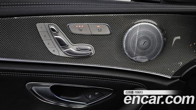 Mercedes-Benz E-Class 2020 — Фото 14/20