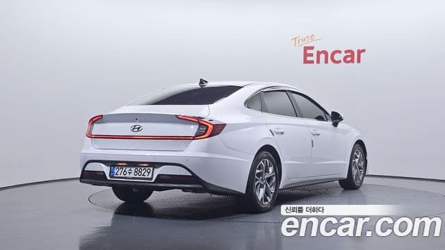 Hyundai Sonata 2022 — Фото 2/20