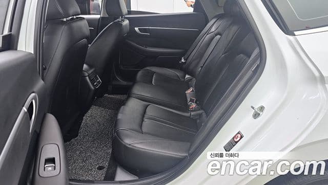 Hyundai Sonata 2022 — Фото 13/20