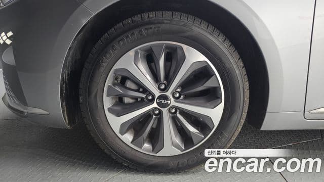 Kia K8 2022 — ფოტო 5/20