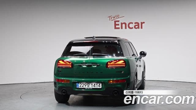 Mini Cooper S Clubman 2023 — ფოტო 4/20