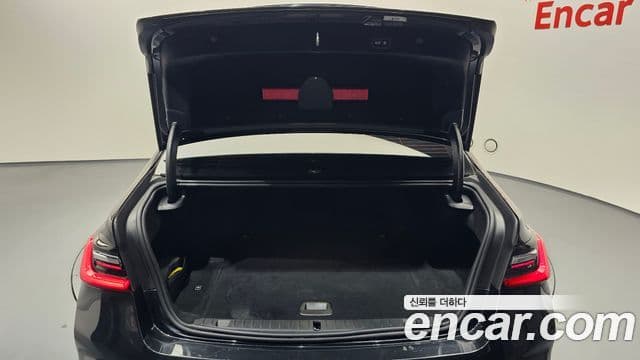 BMW 7 Series 2020 — ფოტო 20/20