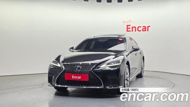 Lexus LS500h 2021 — Şəkil 3/20