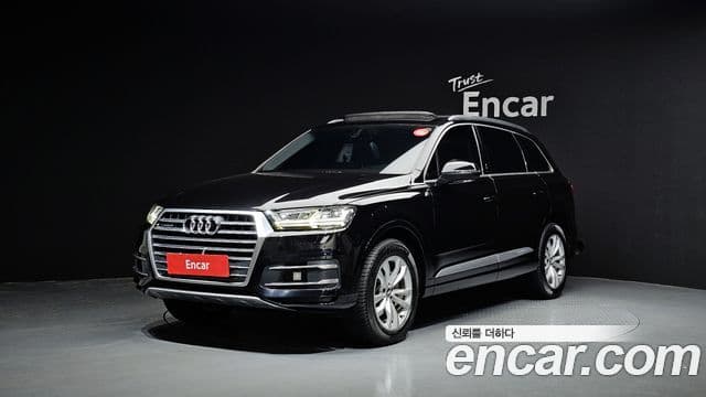 Audi Q7 2019 — ფოტო 20/20