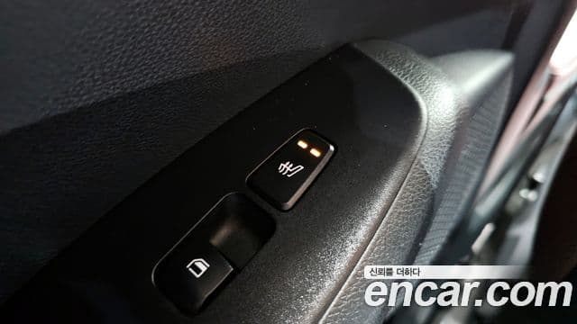 Kia Seltos 2020 — ფოტო 19/20