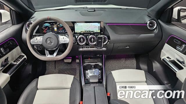 Mercedes-Benz GLA-Class 2022 — ფოტო 7/20