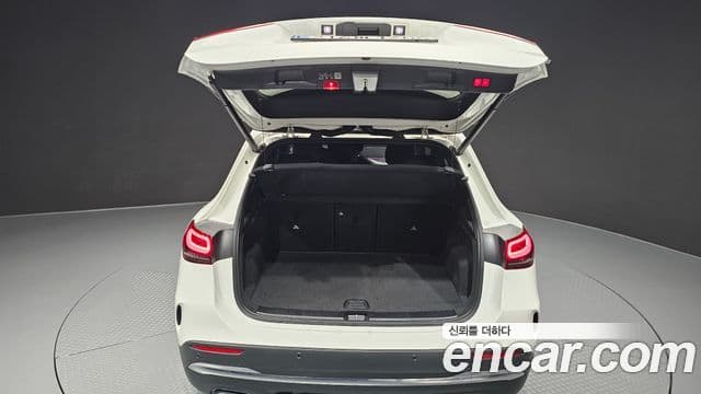 Mercedes-Benz GLA-Class 2022 — фото 20 из 20