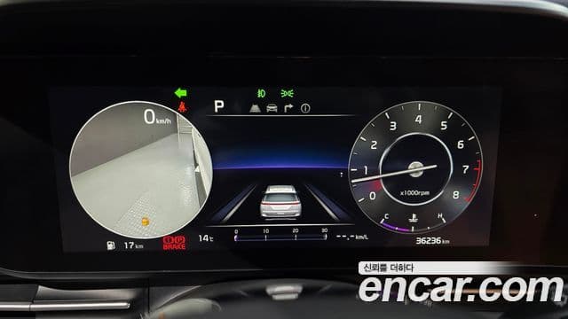 Kia Carnival 2022 — ფოტო 8/20