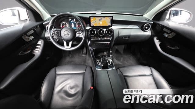 Mercedes-Benz C-Class 2019 — Фото 7/20