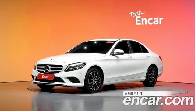 Mercedes-Benz C-Class 2019 — Фото 1/20