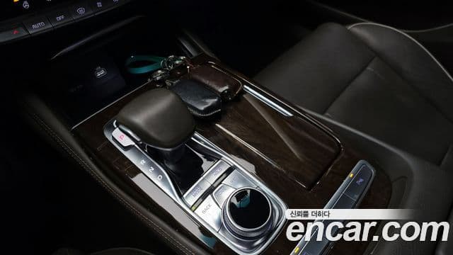 Kia The K9 2018 — Şəkil 9/20
