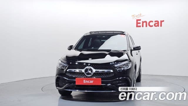 Mercedes-Benz GLA-Class 2021 — фото 3 из 20