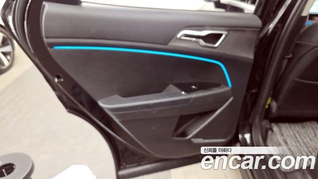 Kia Sportage 2021 — Şəkil 16/20