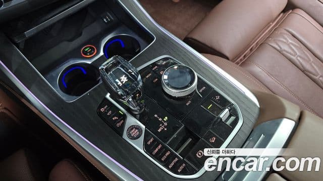 BMW X7 2022 — фото 9 из 20