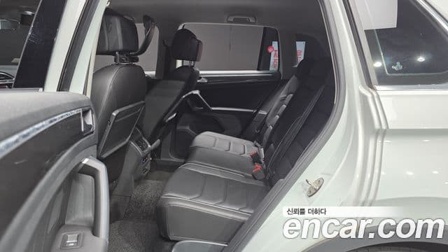 Volkswagen Tiguan 2020 — фото 12 из 20
