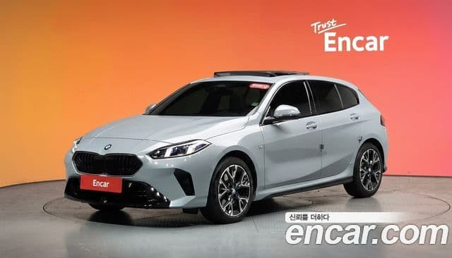 BMW 1 Series 2025 — Şəkil 1/20