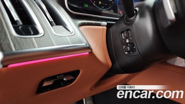 Mercedes-Benz S-Class 2022 — Photo 22/40
