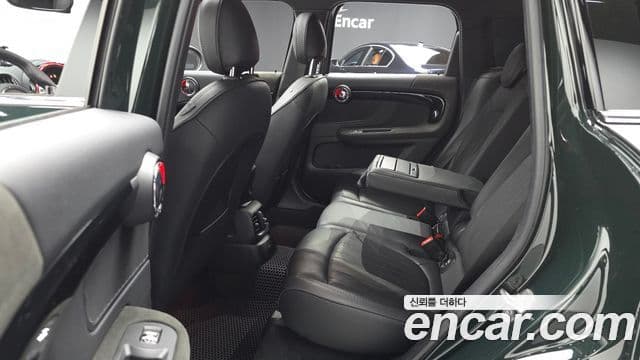 Mini Cooper S Countryman 2023 — фото 12 из 20