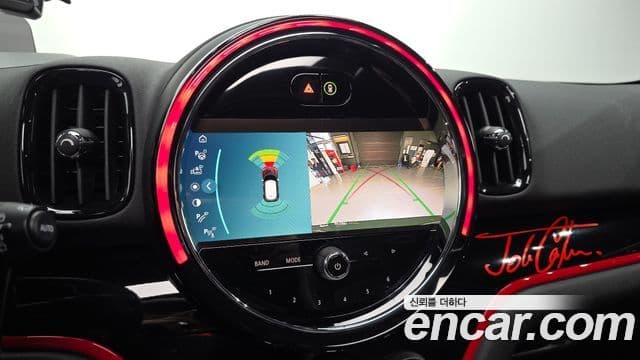 Mini Cooper S Countryman 2023 — фото 15 из 20