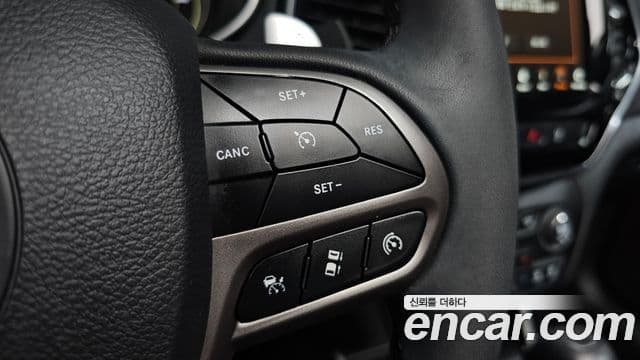 Jeep Cherokee 2021 — Şəkil 2/32
