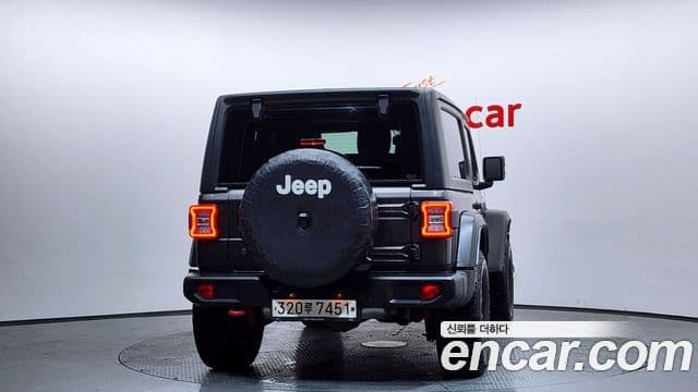 Jeep Wrangler 2020 — ფოტო 3/20