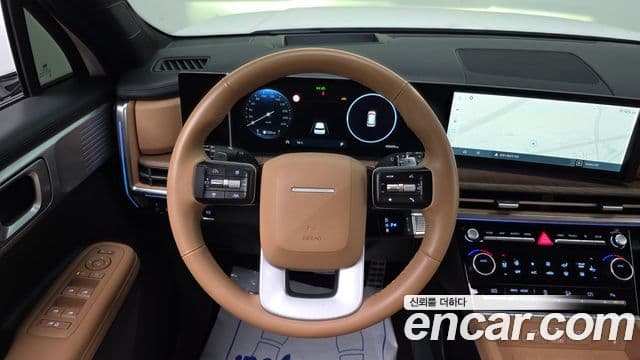 Hyundai Santa Fe 2023 — ფოტო 13/20