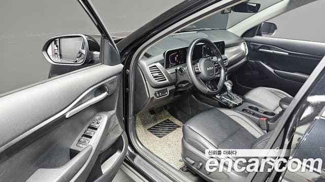 Kia Seltos 2022 — ფოტო 12/20
