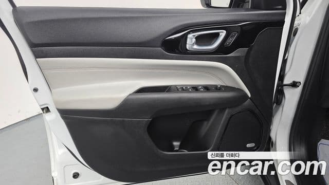 Jeep Compass 2022 — Photo 8/35