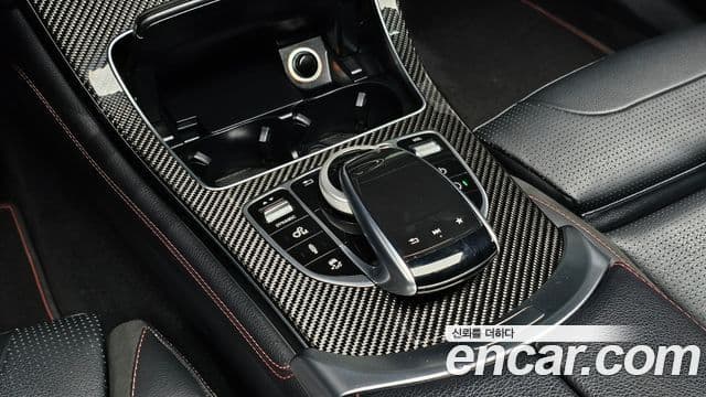 Mercedes-Benz GLC-Class 2018 — Şəkil 16/20