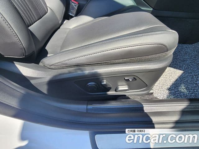 Hyundai Grandeur 2023 — Şəkil 12/20