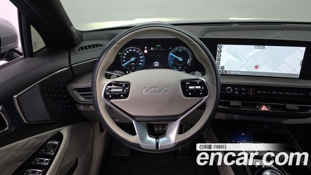 Kia K8 2023 — фото 13 из 20