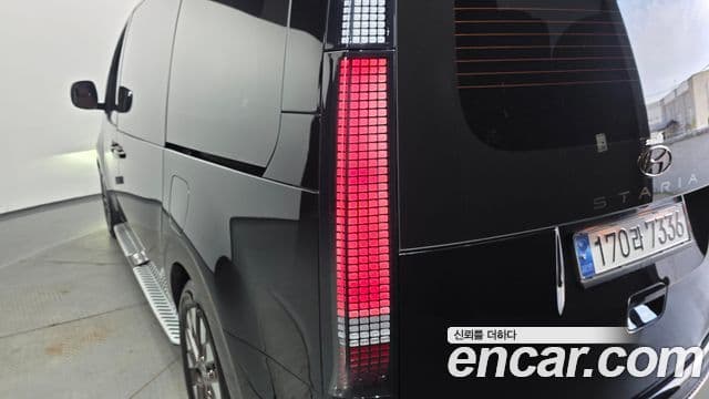 Hyundai Staria 2022 — Photo 24/30