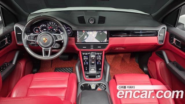 Porsche Cayenne 2021 — ფოტო 6/20