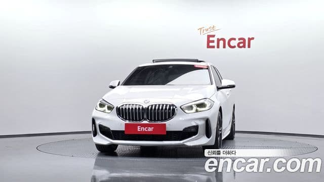 BMW 1 Series 2023 — ფოტო 3/20