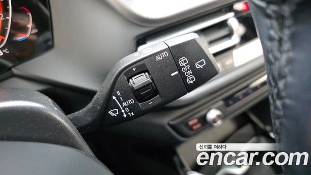 BMW 1 Series 2023 — ფოტო 18/20