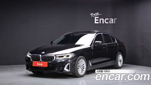 BMW 5 Series 2023 — Фото 1/20