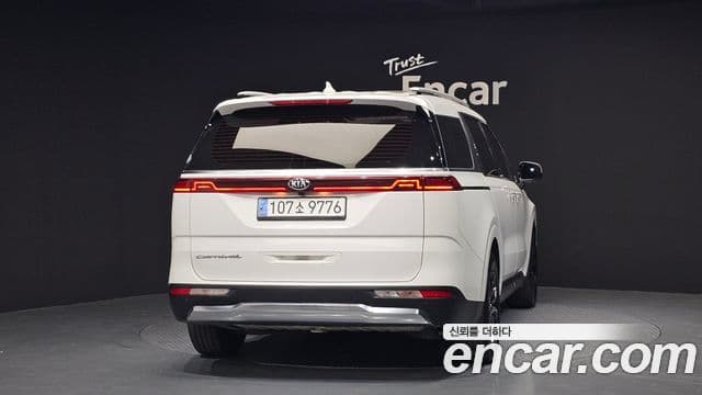 Kia Carnival 2020 — Фото 4/20