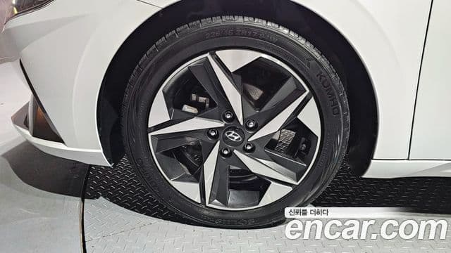 Hyundai Avante 2021 — Фото 4/20
