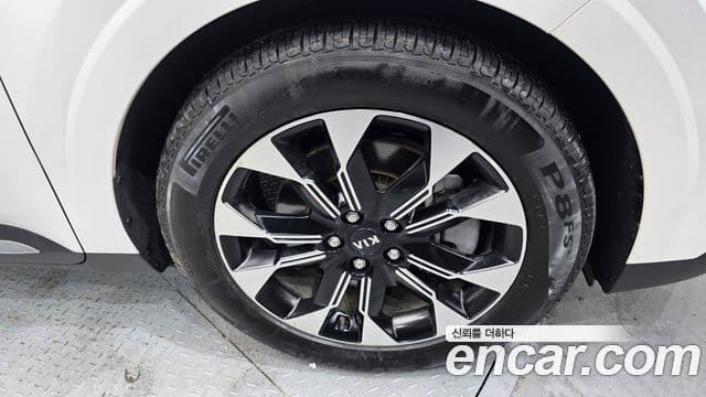 Kia Carnival 2020 — Şəkil 18/32