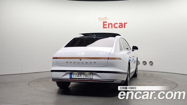 Hyundai Grandeur 2023 — Фото 4/20