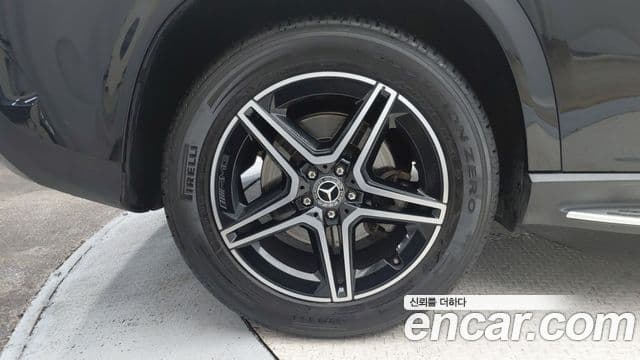Mercedes-Benz GLE-Class 2020 — фото 4 из 20