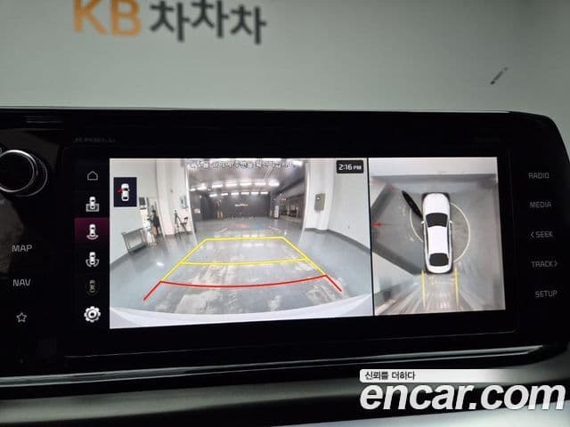 Kia K5 2023 — фото 15 из 18