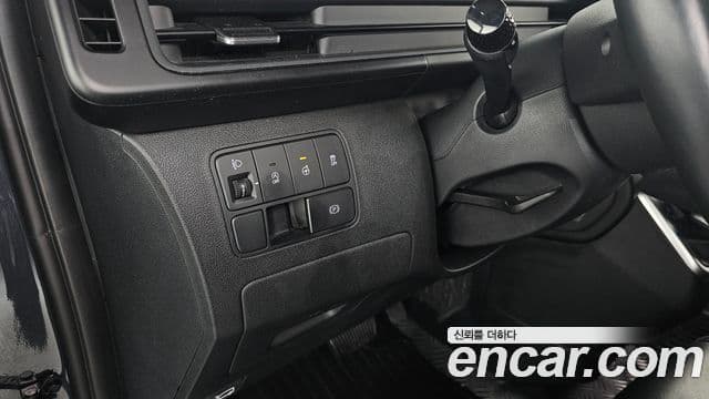 Hyundai Staria 2022 — Şəkil 18/20