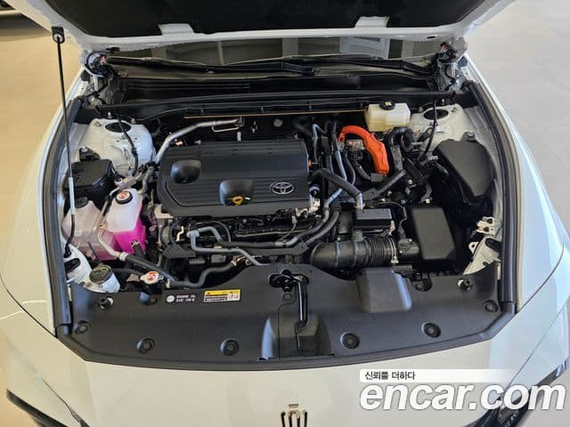 Toyota Crown Crossover 2025 — фото 6 из 16