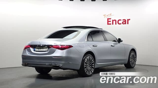 Mercedes-Benz S-Class 2021 — ფოტო 2/20